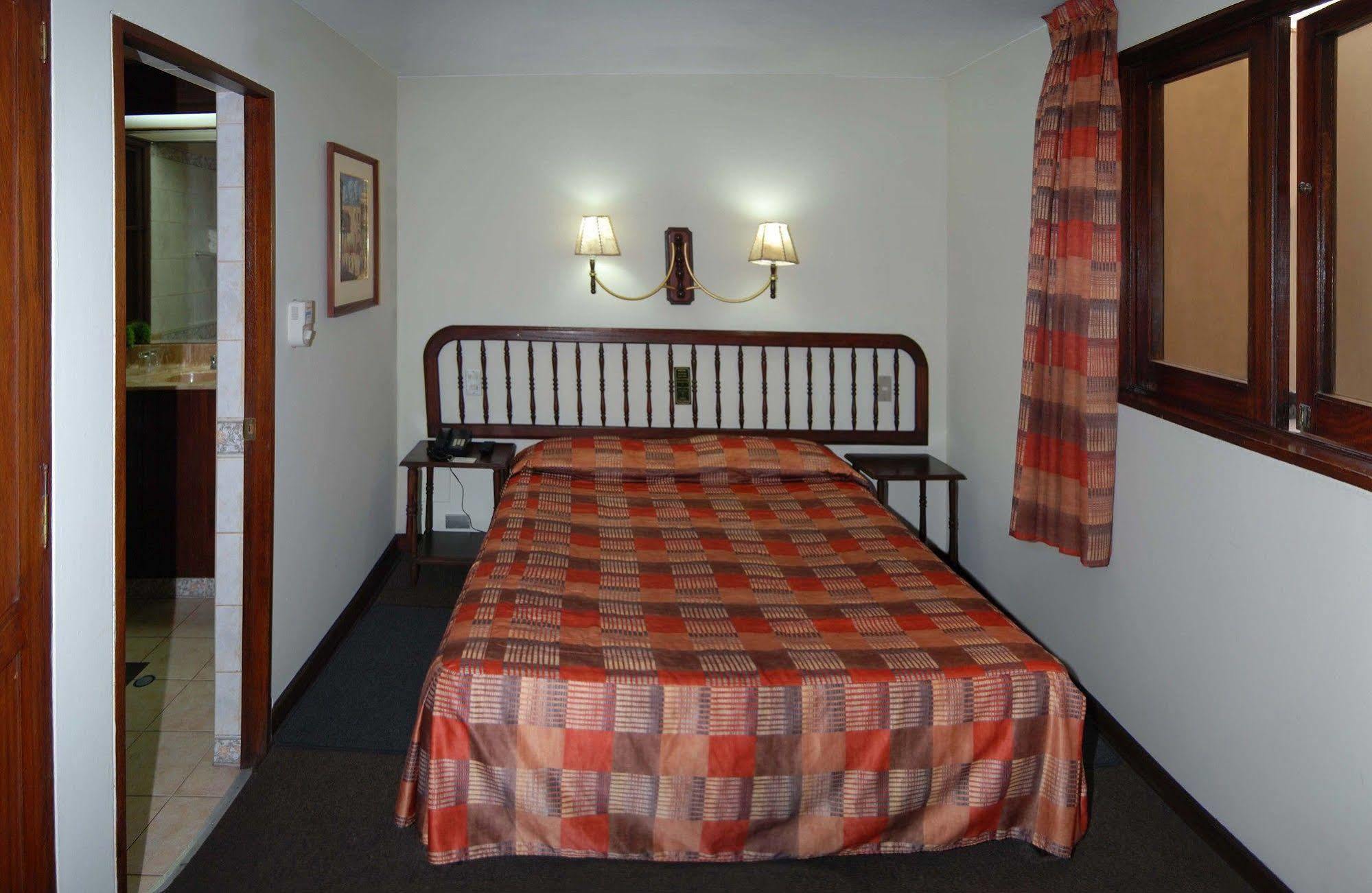 La Castellana Hotel 3*
